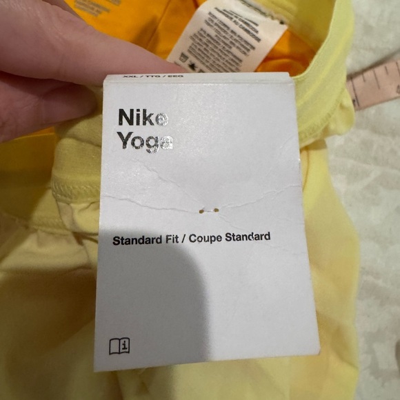 Nike yoga dri-fit standard fit 6in inseam yellow xxl - Picture 6 of 8